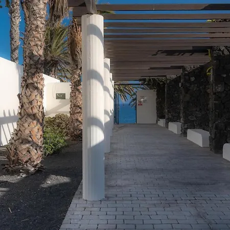 Beautiful On The Seafront * Costa Teguise