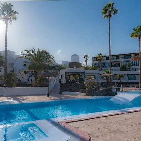 Beautiful On The Seafront Apartment *