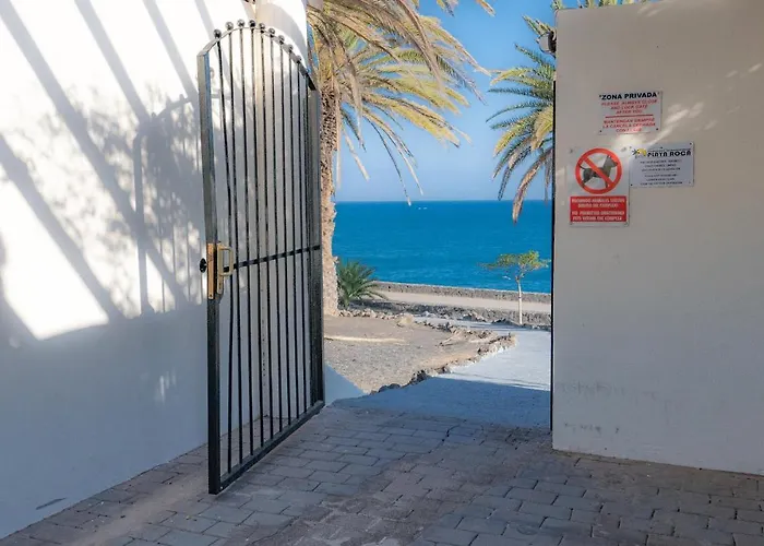 Beautiful On The Seafront Apartamento Costa Teguise